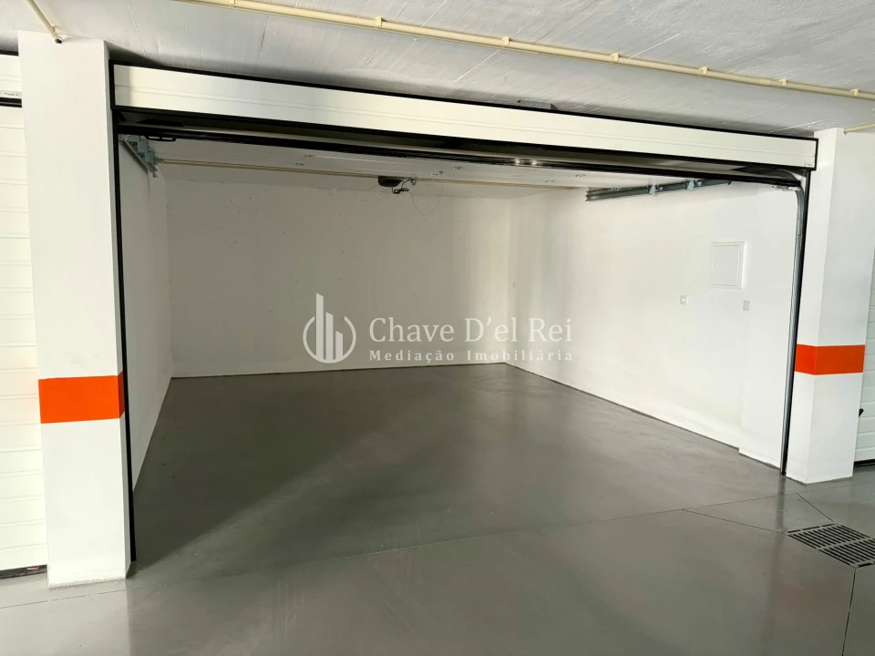 Apartamento T4 para Venda em Repeses e São Salvador Foto 26