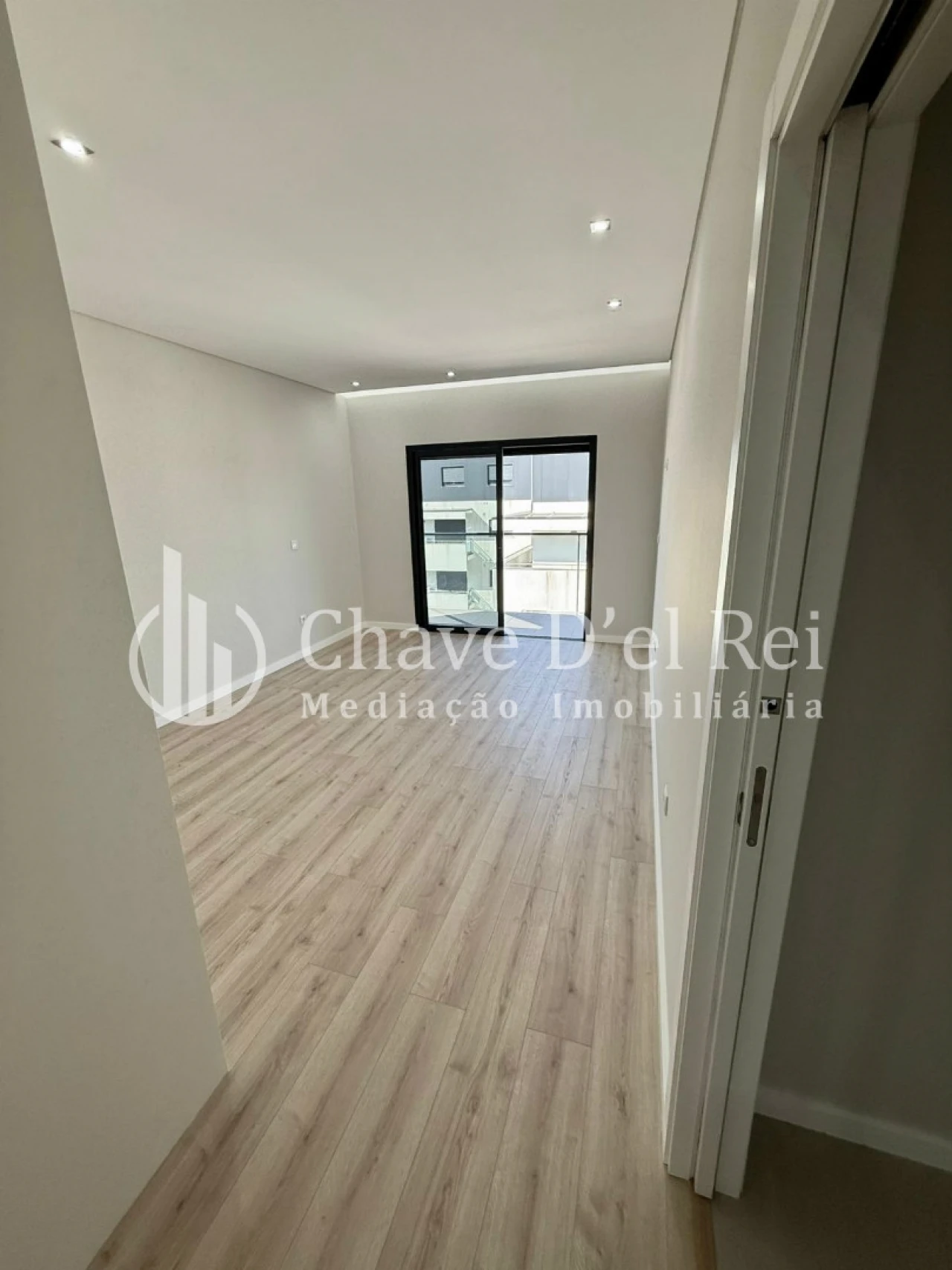 Apartamento T4 para Venda em Repeses e São Salvador Foto 15