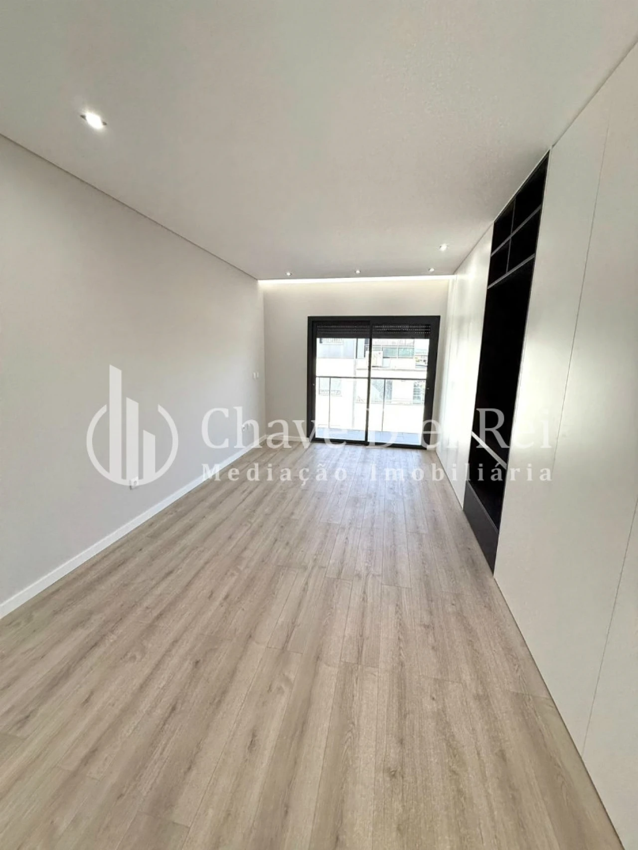 Apartamento T4 para Venda em Repeses e São Salvador Foto 31