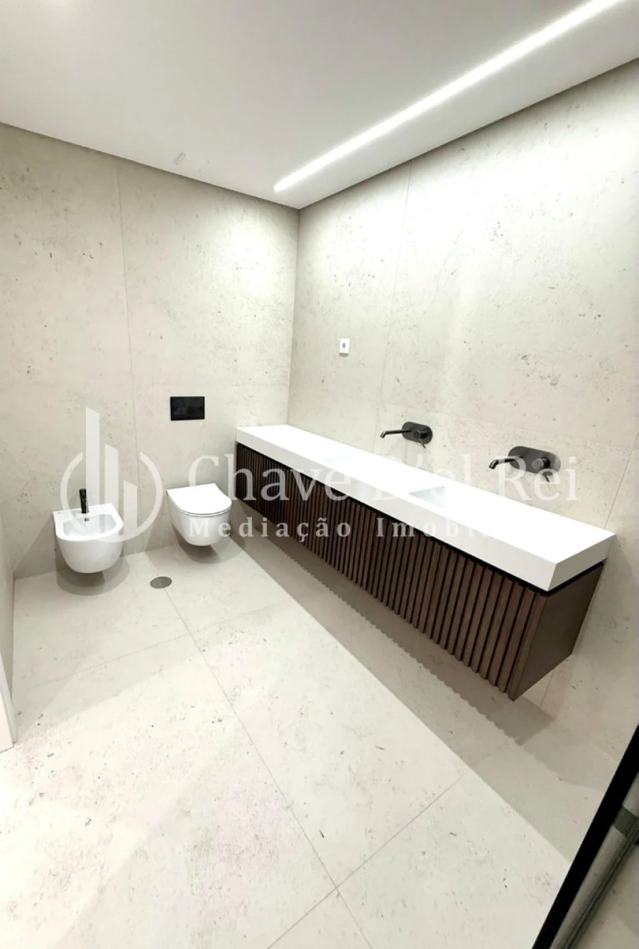 Apartamento T4 para Venda em Repeses e São Salvador Foto 19