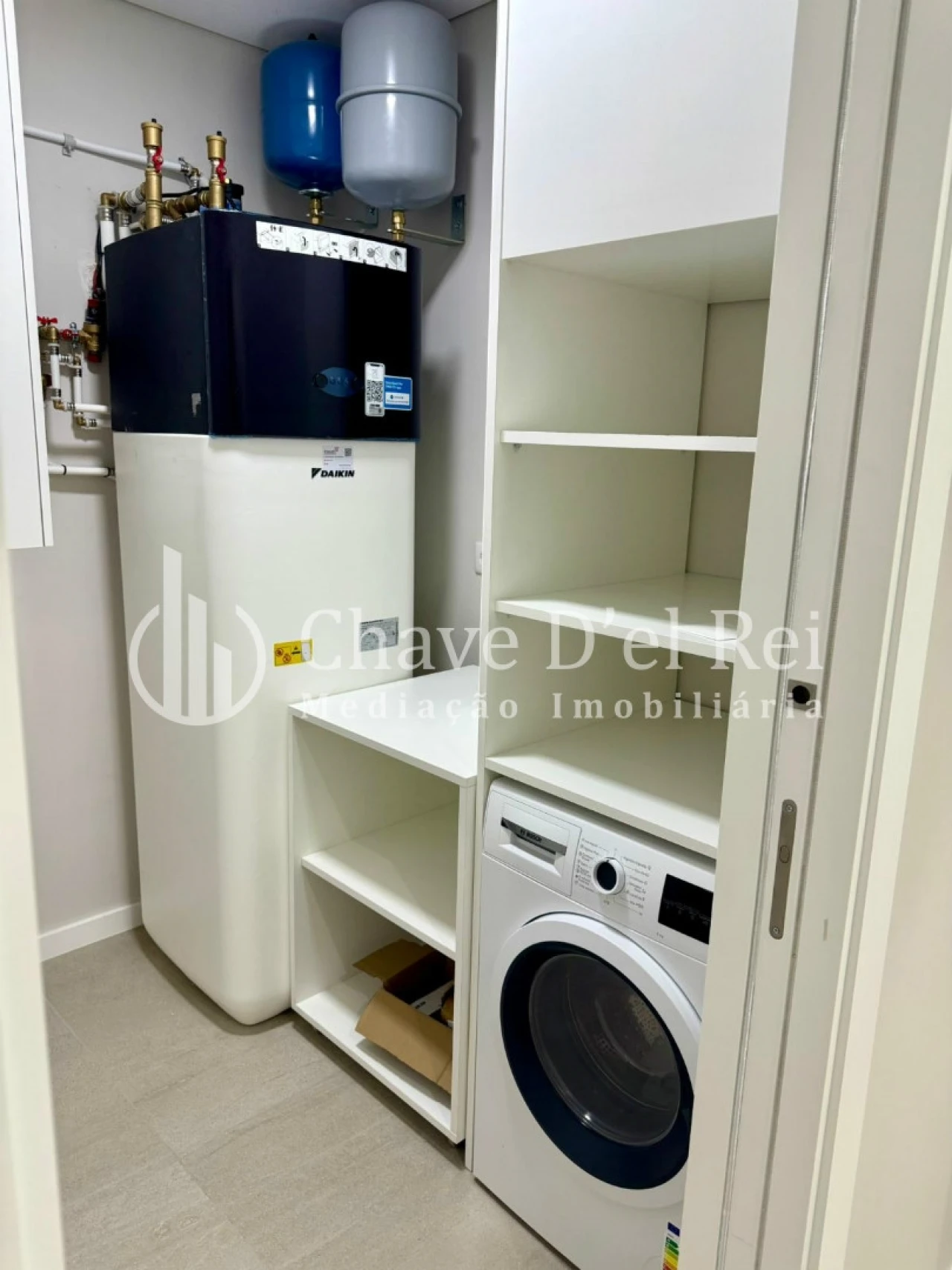 Apartamento T4 para Venda em Repeses e São Salvador Foto 11