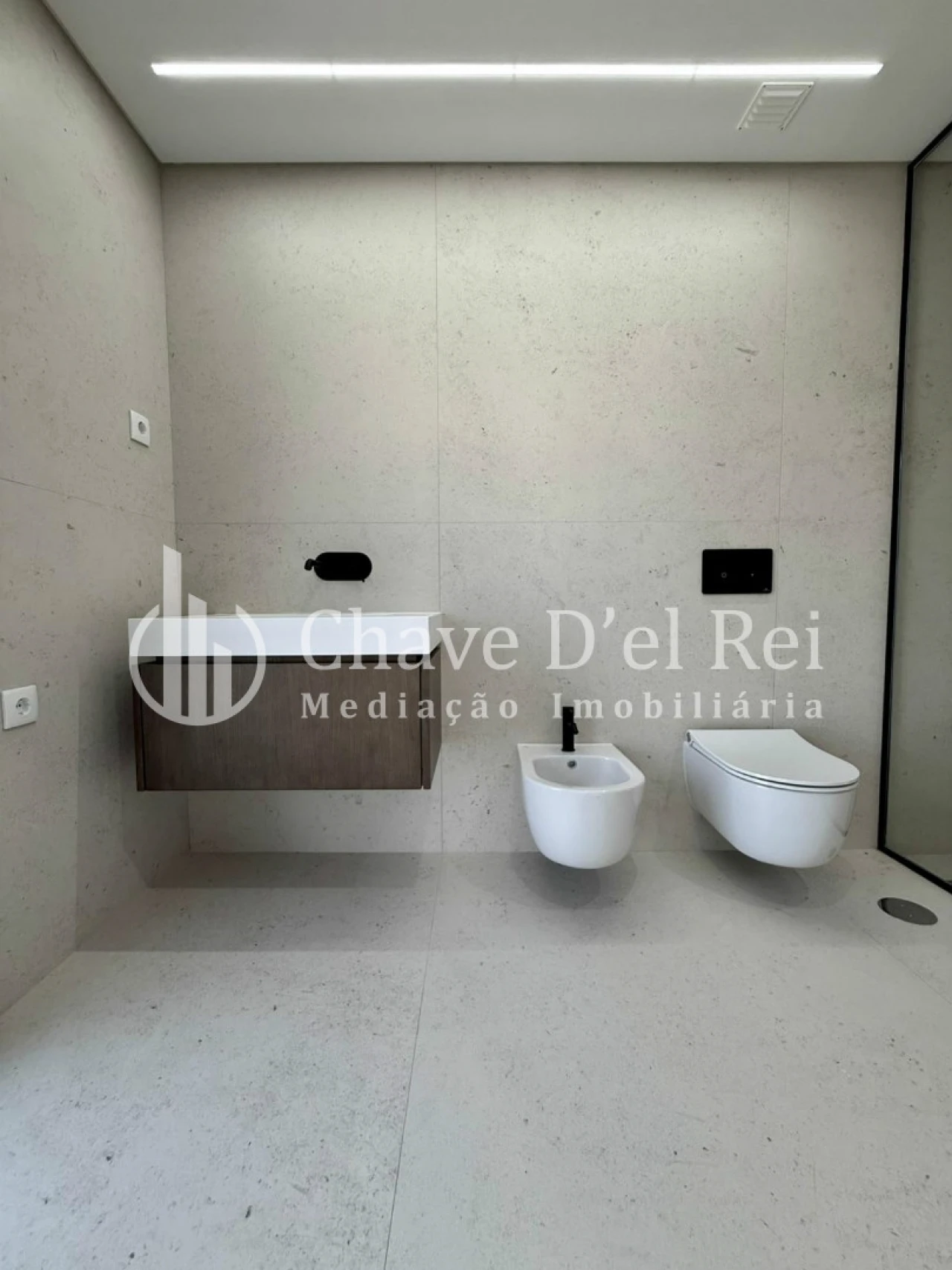 Apartamento T4 para Venda em Repeses e São Salvador Foto 17