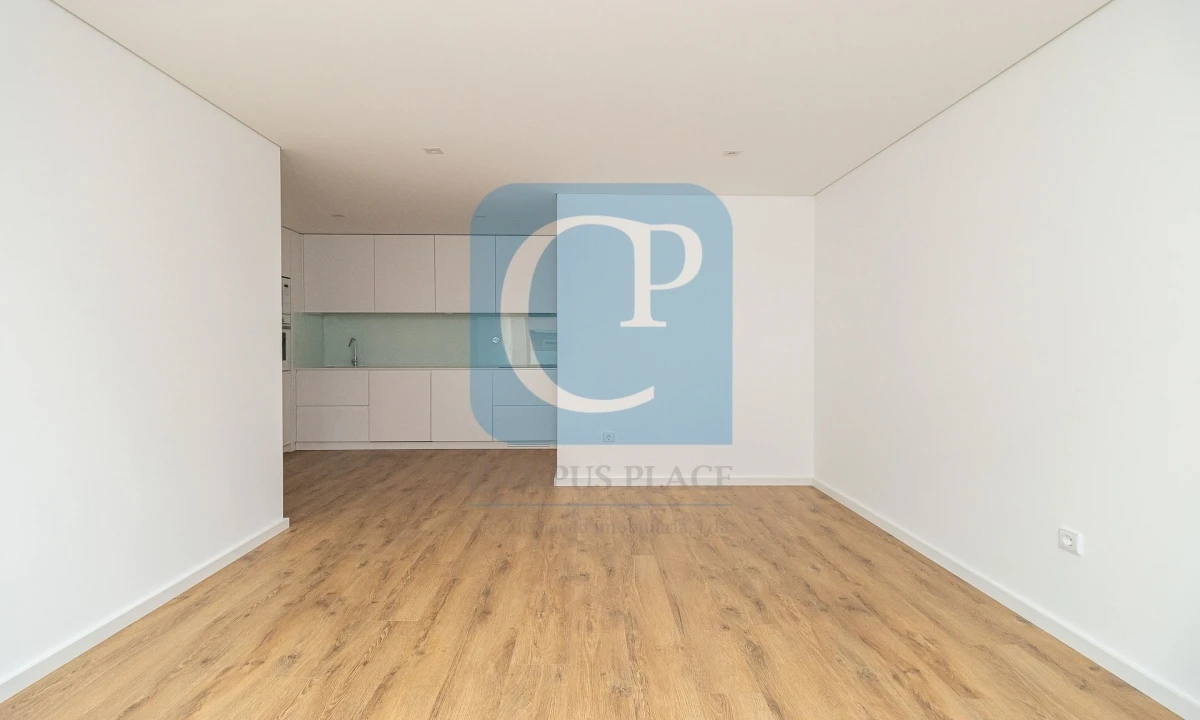 Apartamento T2 para Arrendamento em Paranhos Foto 4