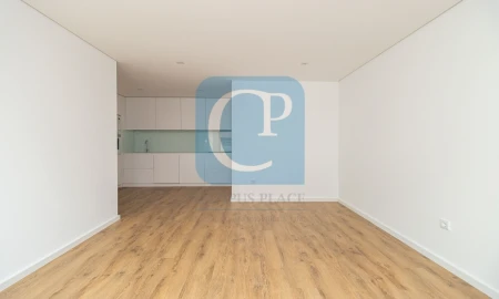 Apartamento T2 para Arrendamento em Paranhos