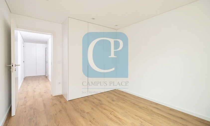 Apartamento T2 para Arrendamento em Paranhos Foto 6