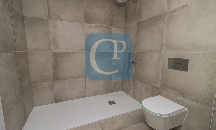 Apartamento T2 para Arrendamento em Paranhos Foto 13