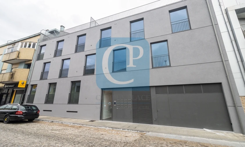 Apartamento T2 para Arrendamento em Paranhos Foto 20