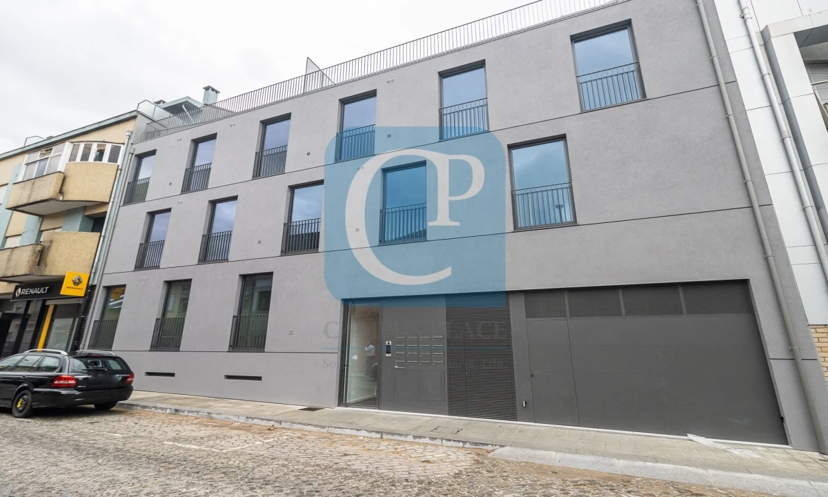 Apartamento T2 para Arrendamento em Paranhos Foto 20