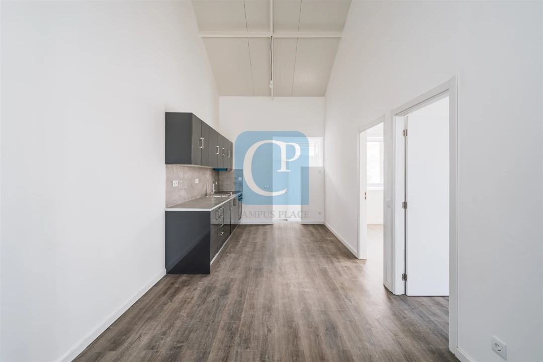 Moradia T2 para Arrendamento em Paranhos Foto 5