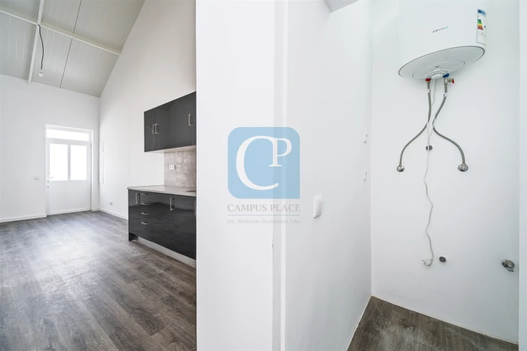 Moradia T2 para Arrendamento em Paranhos Foto 13