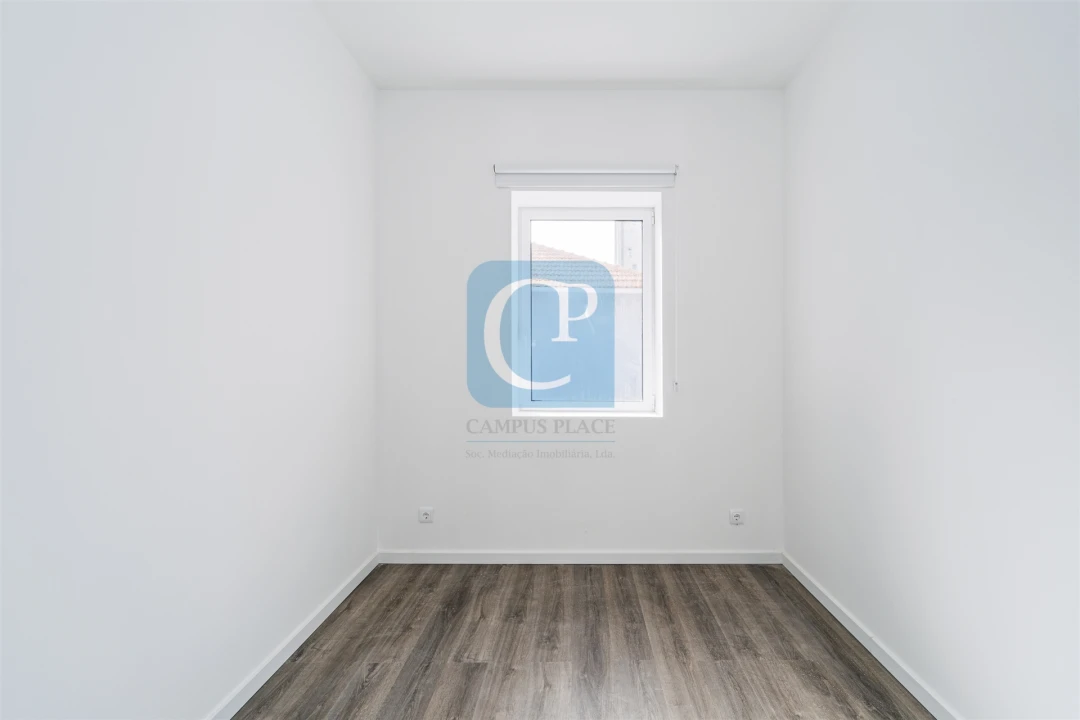 Moradia T2 para Arrendamento em Paranhos Foto 10