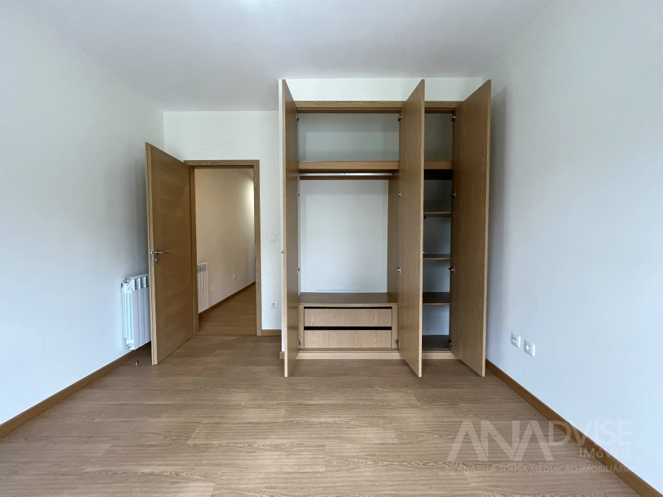 Apartamento T3 para Arrendamento em Viseu Foto 29