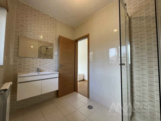 Apartamento T3 para Arrendamento em Viseu Foto 34