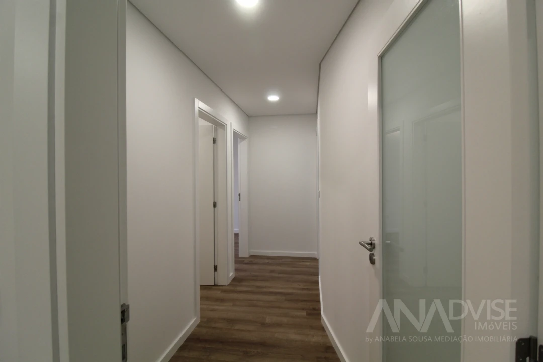 Apartamento T2 para Arrendamento em Ranhados Foto 10