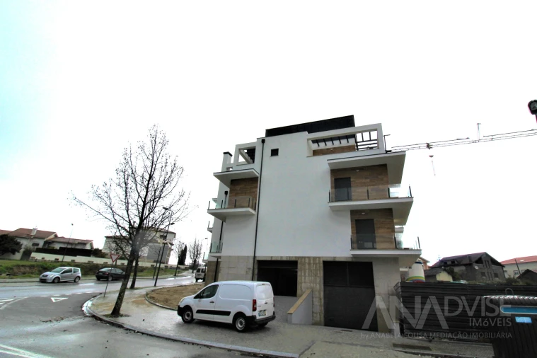 Apartamento T2 para Arrendamento em Ranhados