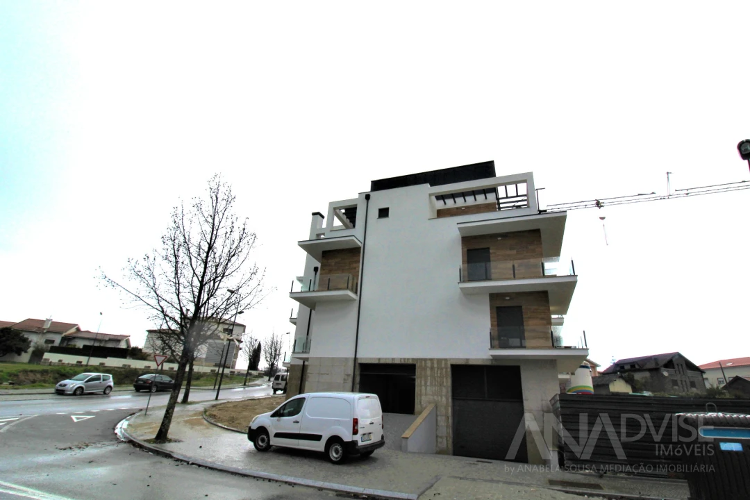 Apartamento T2 para Arrendamento em Ranhados Foto 1