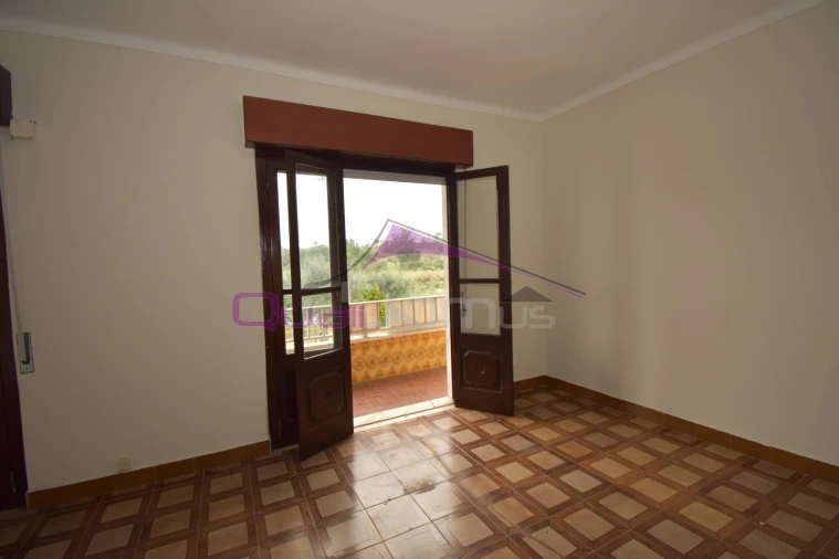 Moradia T3 para Venda em São João Baptista e Santa Maria dos Olivais Foto 6