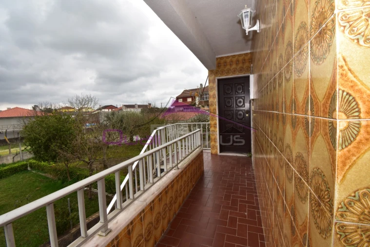 Moradia T3 para Venda em São João Baptista e Santa Maria dos Olivais Foto 8