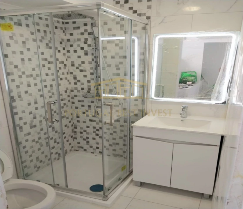 Moradia T9 para Venda em Ajuda Foto 6