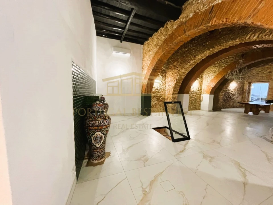 Moradia T11 para Venda em Portimão Foto 6