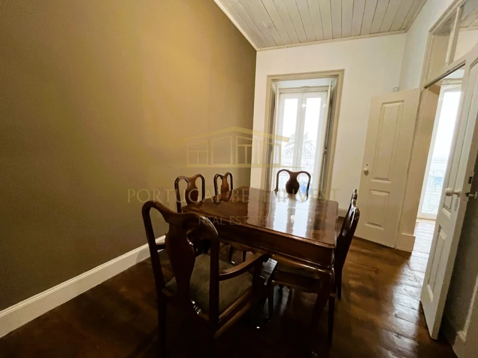 Moradia T11 para Venda em Portimão Foto 16