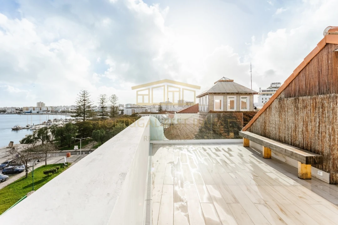 Moradia T11 para Venda em Portimão Foto 39