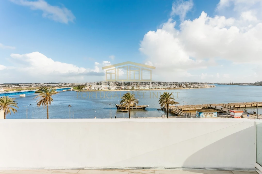 Moradia T11 para Venda em Portimão Foto 40