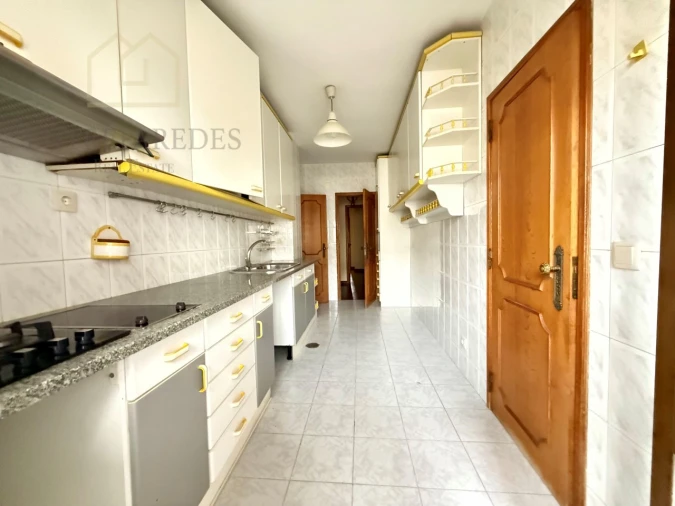 Apartamento T3 para Venda em Espinho Foto 7