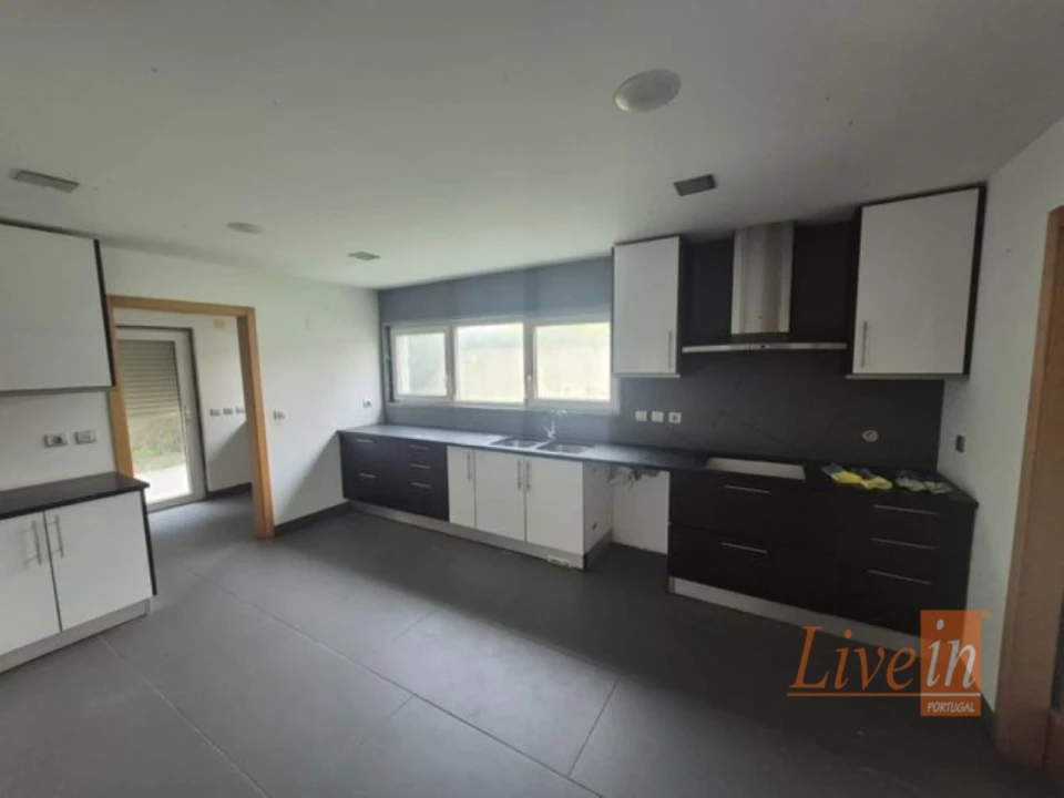 Moradia T4 para Venda em Ericeira Foto 2