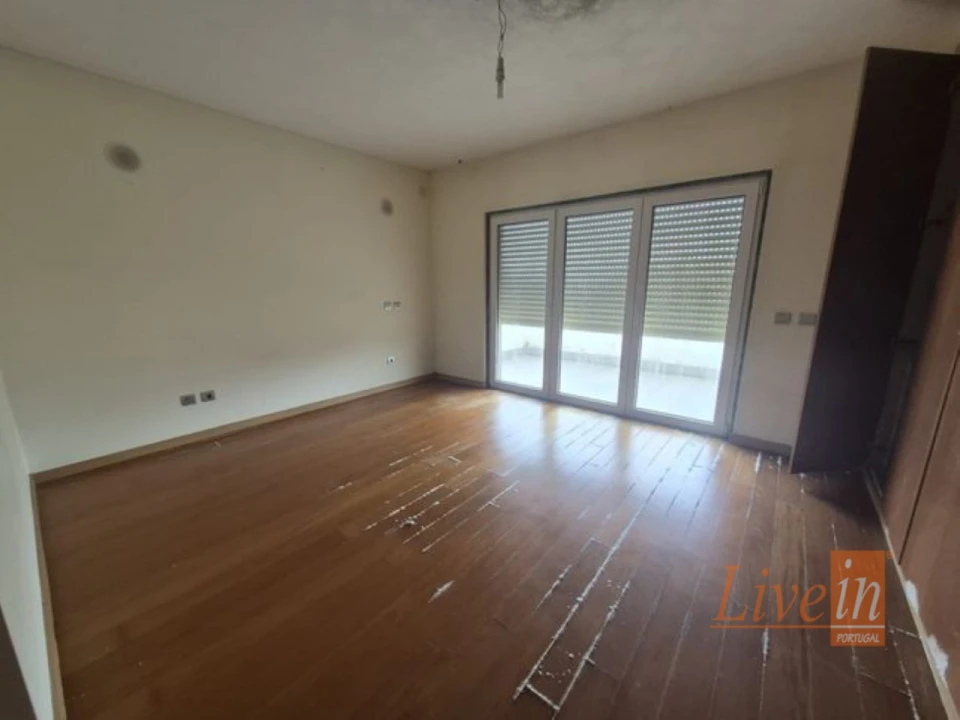 Moradia T4 para Venda em Ericeira Foto 5