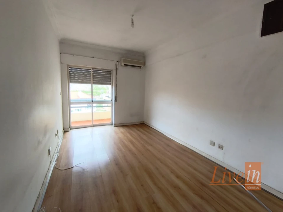 Apartamento T2 para Venda em Malveira e São Miguel de Alcainça Foto 15