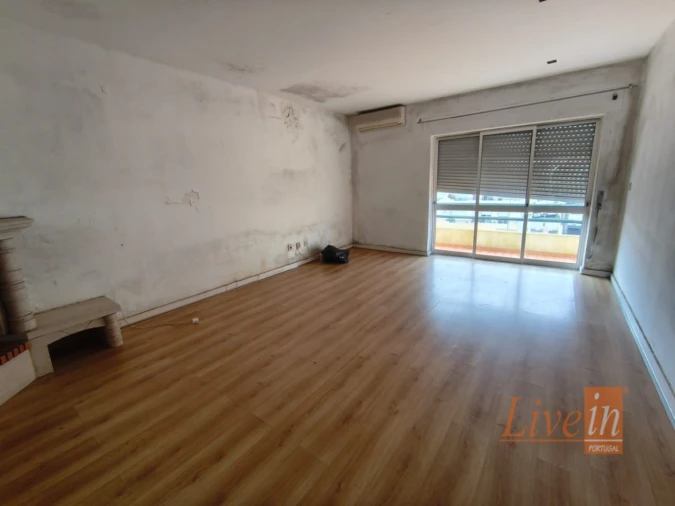 Apartamento T2 para Venda em Malveira e São Miguel de Alcainça Foto 12