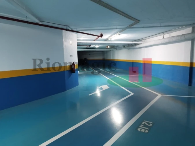 Garagem para Venda em Marvila, Ribeira Santarém, São Salvador, São Nicolau Foto 2