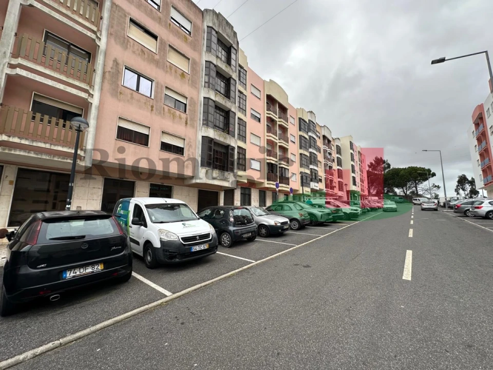 Loja para Venda em Cacém e São Marcos Foto 13