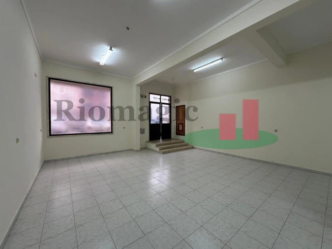 Loja para Venda em Cacém e São Marcos Foto 3