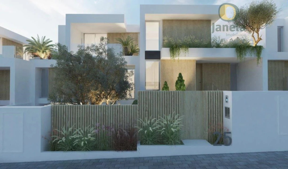 Moradia T3 para Venda em Montenegro Foto 6