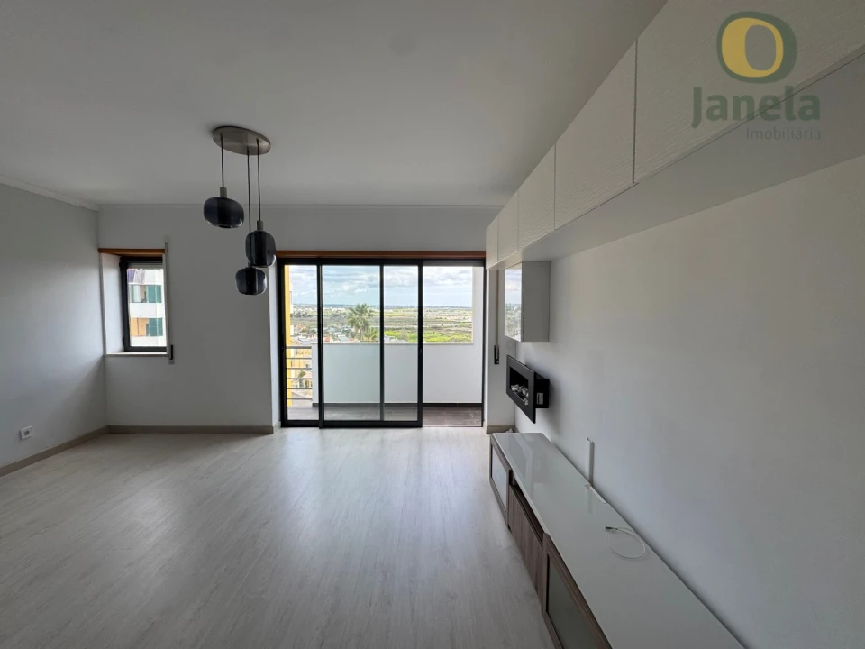Apartamento T3 para Venda em Faro (Sé e São Pedro) Foto 7