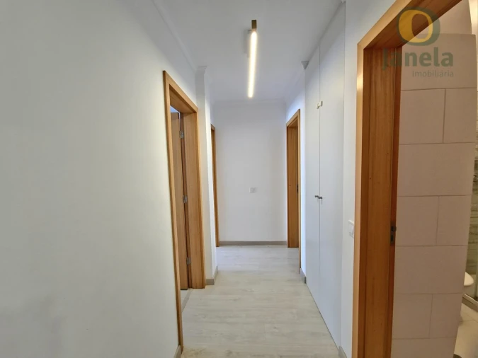Apartamento T3 para Venda em Faro (Sé e São Pedro) Foto 14