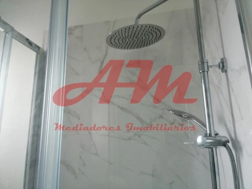 Apartamento T1 para Venda em Águas Livres Foto 9