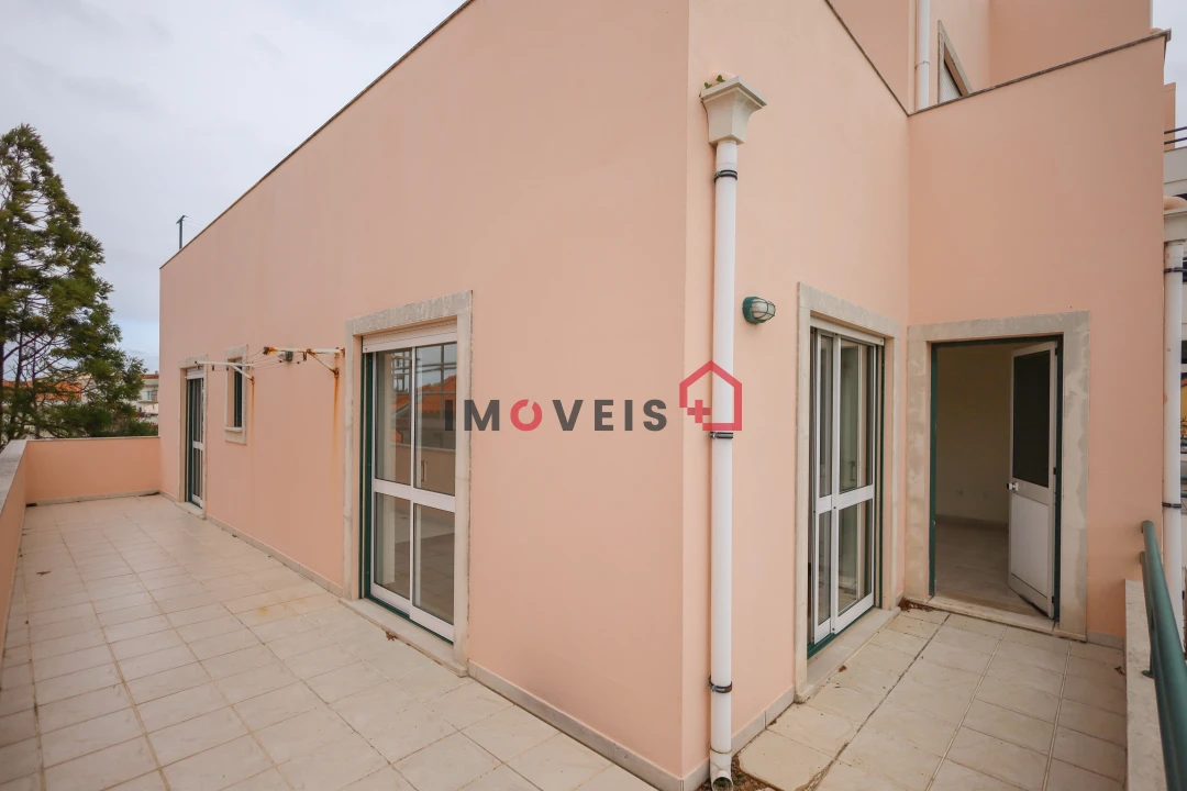 Apartamento T2 para Venda em Marinha Grande Foto 14