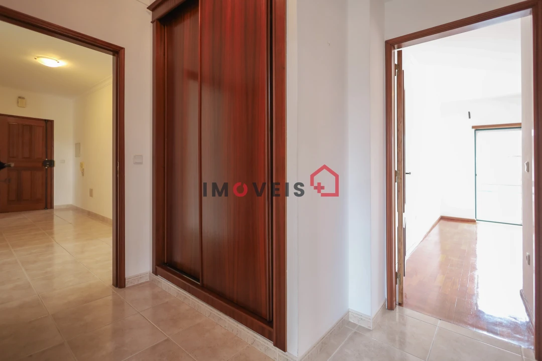 Apartamento T2 para Venda em Marinha Grande Foto 7