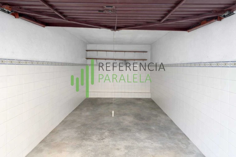 Garagem para Venda em Mafamude e Vilar do Paraíso Foto 1