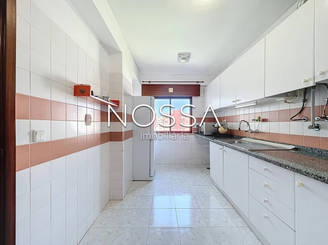 Apartamento T3 para Venda em Algueirão-Mem Martins Foto 2