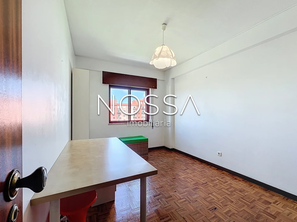 Apartamento T3 para Venda em Algueirão-Mem Martins Foto 20