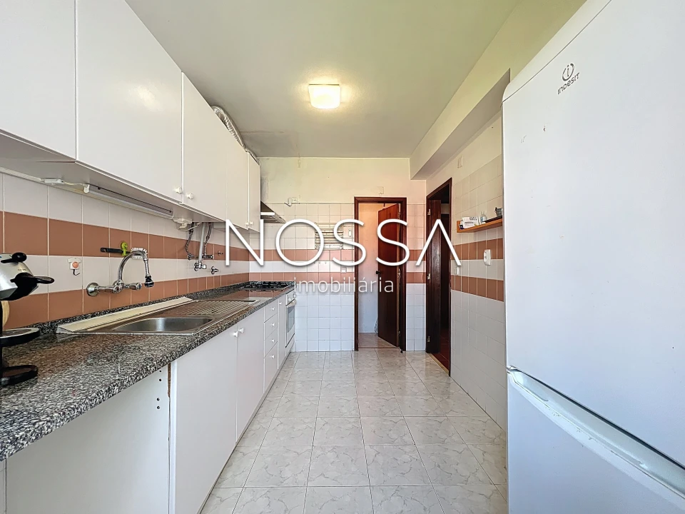 Apartamento T3 para Venda em Algueirão-Mem Martins Foto 4