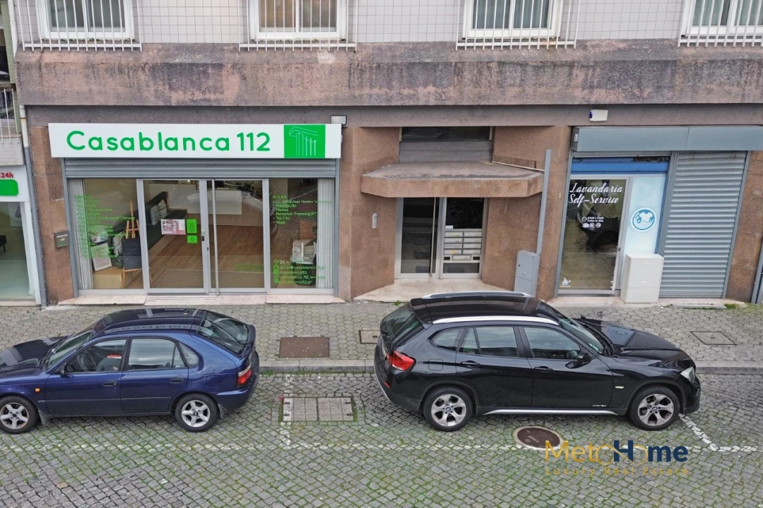 Loja para Arrendamento em Mafamude e Vilar do Paraíso Foto 3