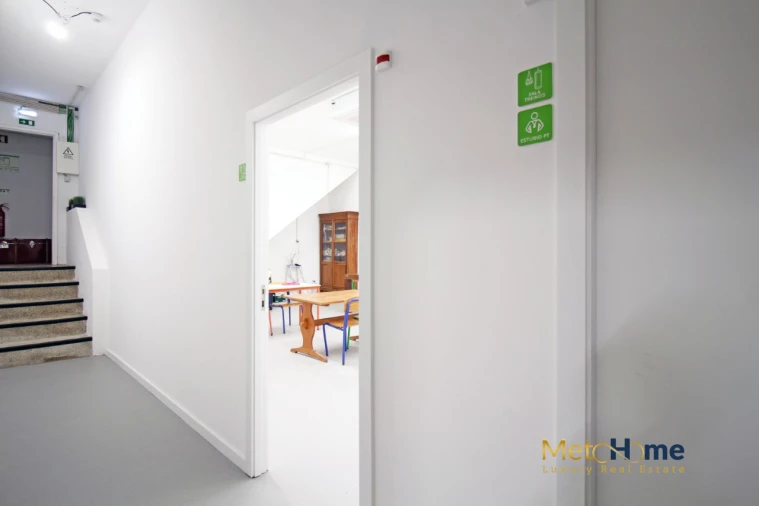 Loja para Arrendamento em Mafamude e Vilar do Paraíso Foto 5