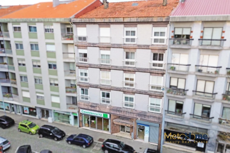 Loja para Arrendamento em Mafamude e Vilar do Paraíso