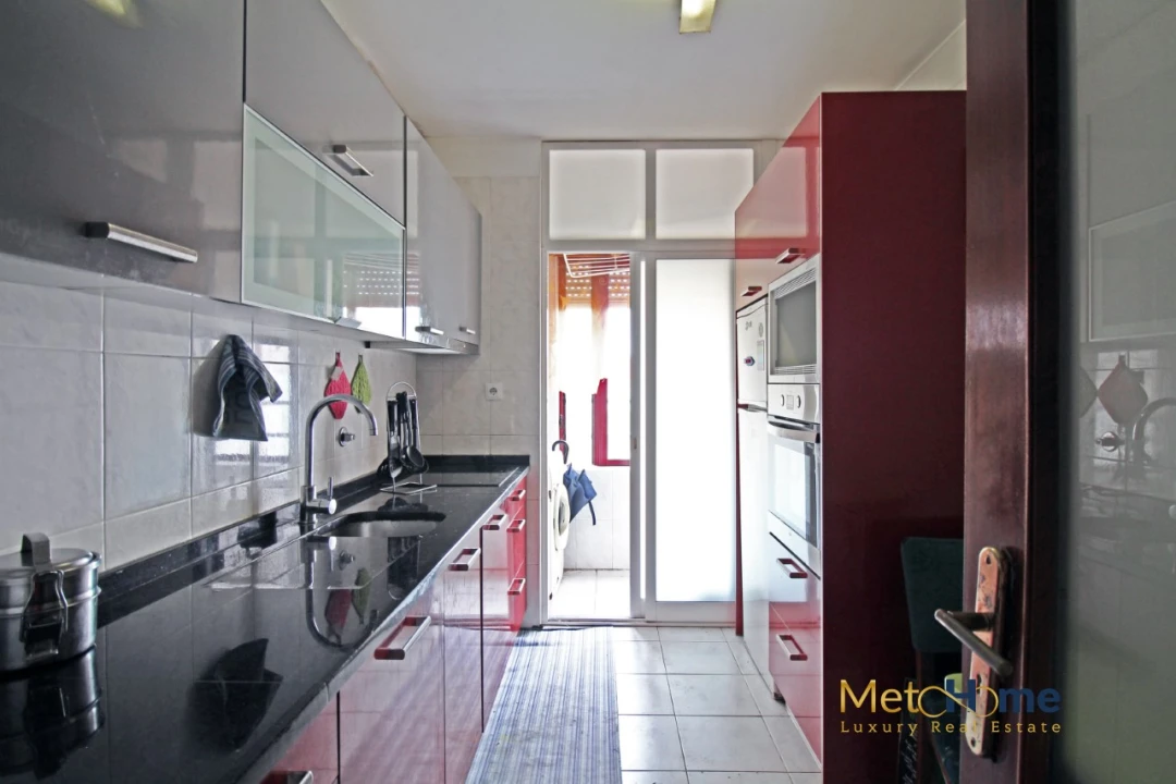 Apartamento T2 para Venda em Avintes Foto 3