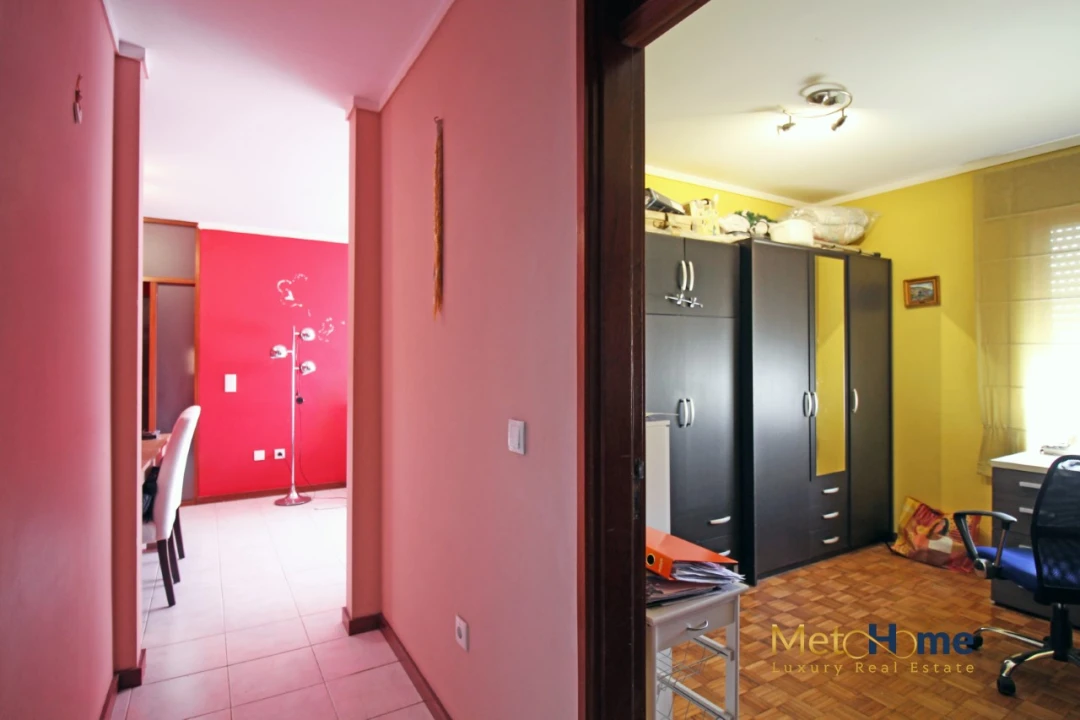 Apartamento T2 para Venda em Avintes Foto 19